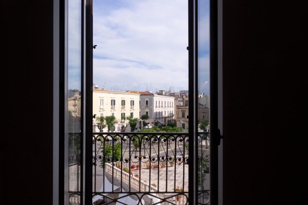 Seaport #Apartment Trani Bagian luar foto